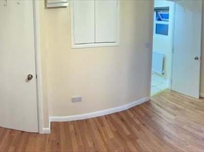 Studio Flat, Mitcham Road, CR0