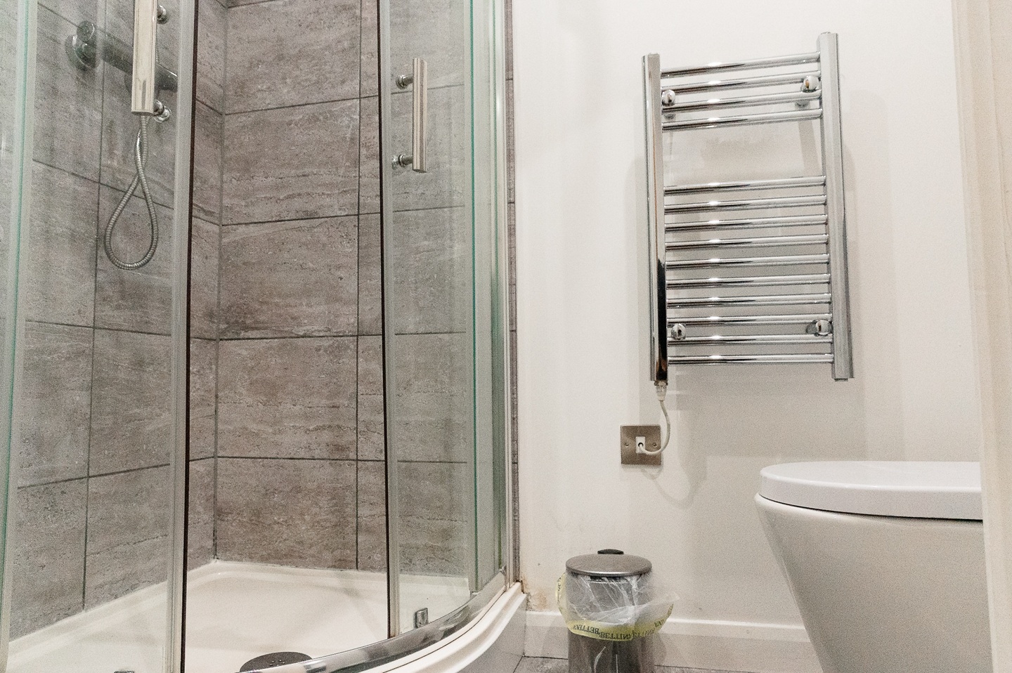 2 Bed Flat, Burleys Way, LE1 photo 4