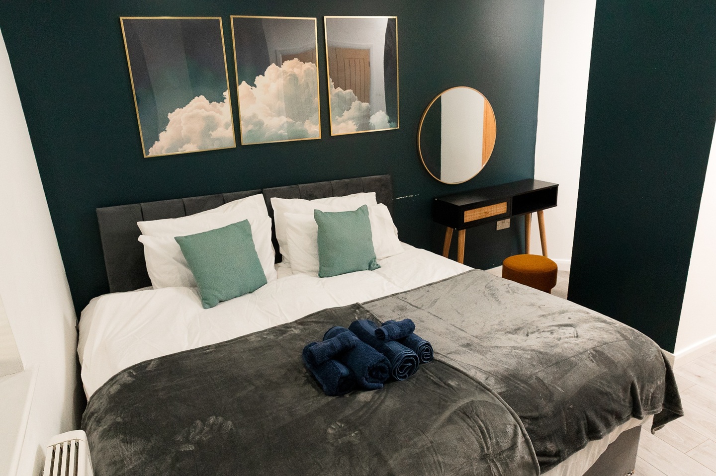 2 Bed Flat, Burleys Way, LE1