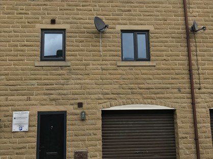 2 Bed Terraced House, Old Church Street, WF5