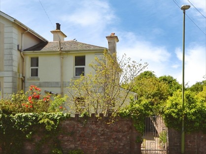 3 Bed Semi-Detached House, Cleveland Road, TQ2