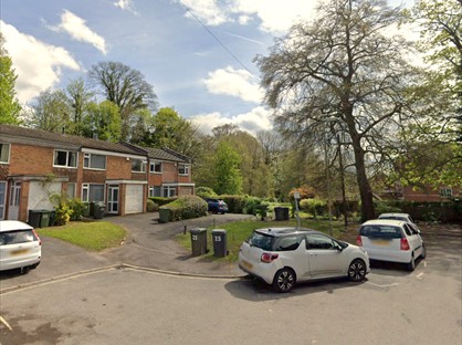 6 Bed Terraced House, Sparkford Close, SO22