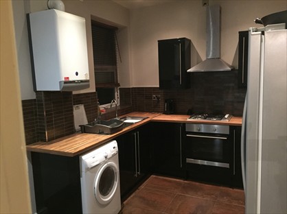 Room in a Shared House, Clough Road, S1