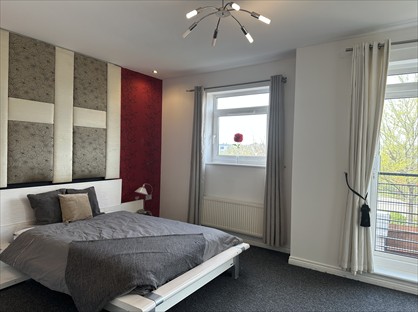 3 Bed Terraced House, Paladine Way, CV3