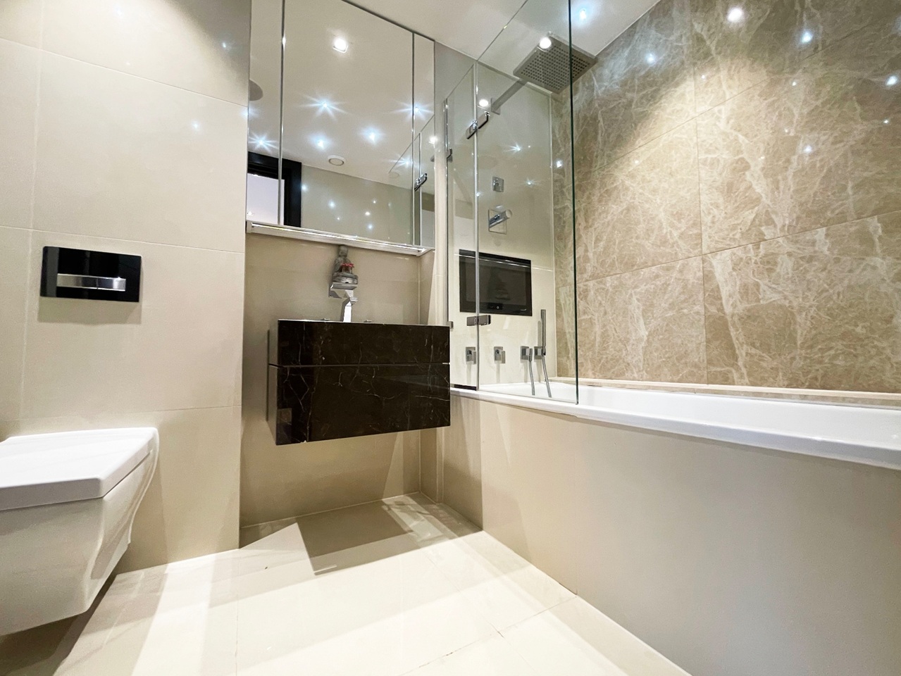 Additional image 12 of 2 Bed Penthouse, Kensington High St, W14, N1 7GU