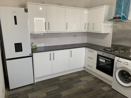 5 Bed Flat, Llangyfelach Road, SA5