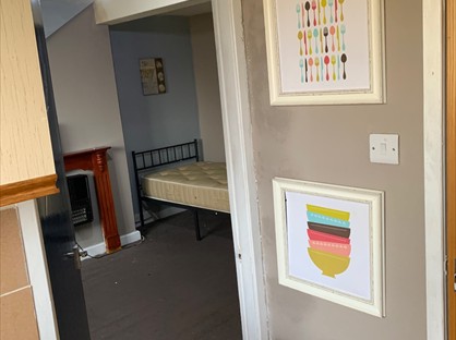 Studio Flat, Cambrian Terrace, LS11