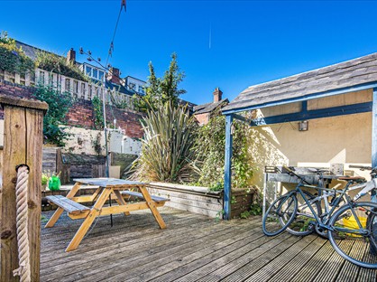 3 Bed Terraced House, Fentonville Street, S11