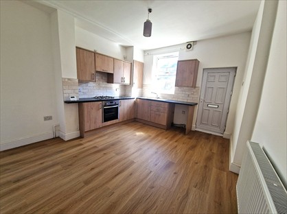 4 Bed Terraced House, Springvale Road, S10