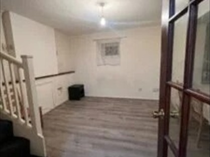 2 Bed Semi-Detached House, Biscot Road, LU3