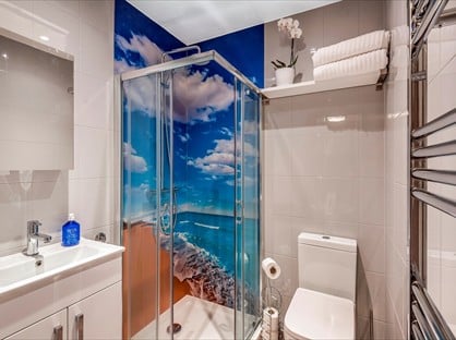 1 Bed Flat, Abbey Height, EN9