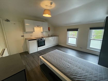 Bedsit, Huntingdon Road, CB3