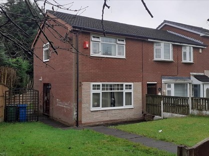 2 Bed End Terrace, Wiltshire Road, OL9