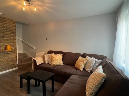 2 Bed Semi-Detached House, Hertford Walk, DA17
