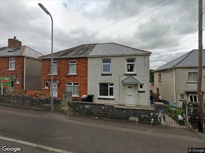 3 Bed Semi-Detached House, Ruskin St, SA11