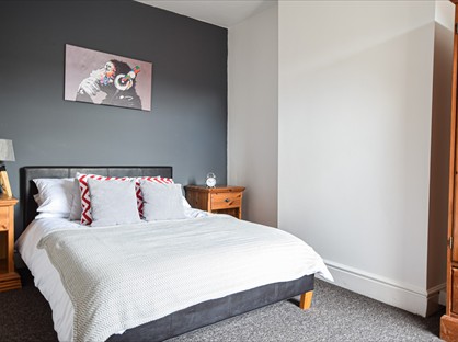 Room in a Shared House, Ernest Street, CW2