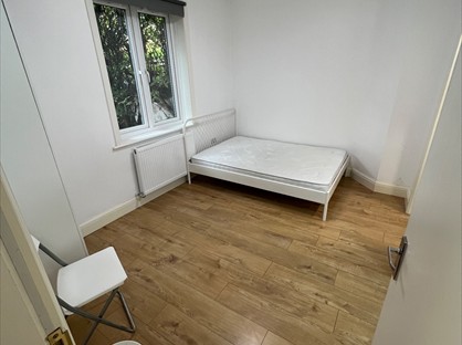 Studio Flat, London, W12