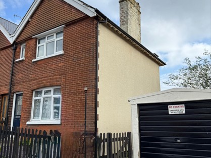 3 Bed Semi-Detached House, Stirling Road, TN24