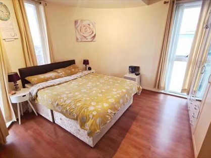 Room in a Shared House, Paxton Place, M11
