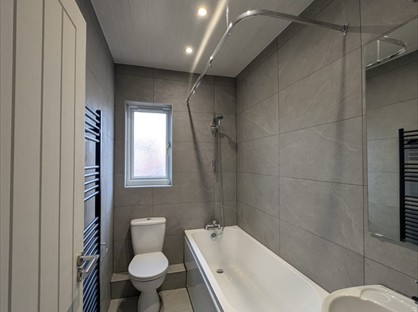 2 Bed End Terrace, Wood Lea, WF9