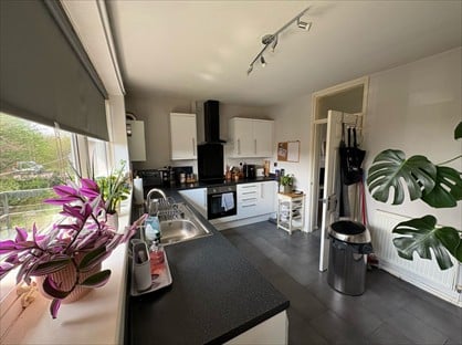 2 Bed Flat, Town Lane, S61