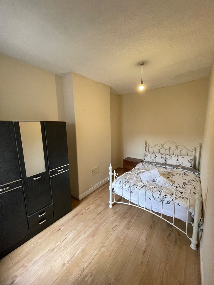 Additional image 2 of 3 Bed Terraced House, Kensington Street, M14, N1 7GU