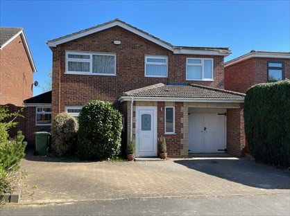 4 Bed Detached House, Gainsborough Avenue, PE19
