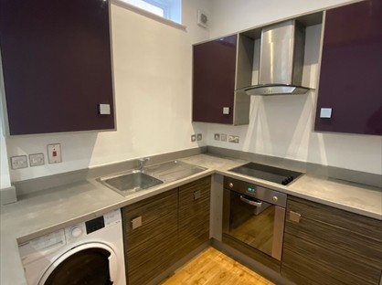 1 Bed Flat, West Sunniside, SR1