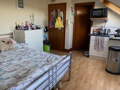 Studio Flat, Lichfield Grove, N3