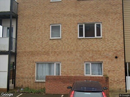 4 Bed Semi-Detached House, Holywell Way, TW19