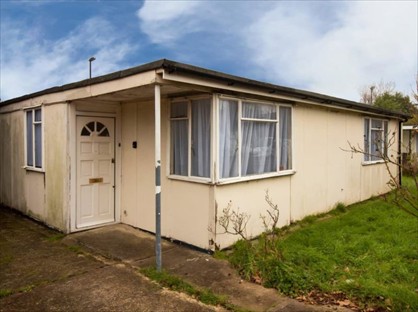 Room in a Shared House, Persant Road, SE6