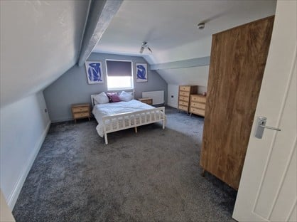 1 Bed Flat, Swansea, SA1