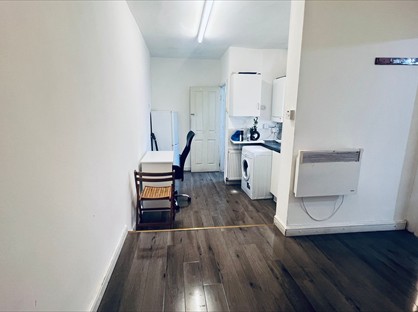 1 Bed Flat, Dunstable Road, LU1