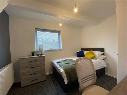 Room in a Shared House, Albert Street, NG15