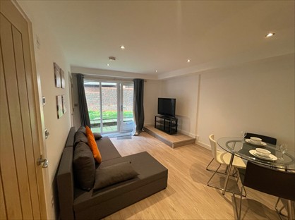 1 Bed Flat, Bellfield Road, HP13