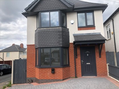 3 Bed Semi-Detached House, Halesowen, B62