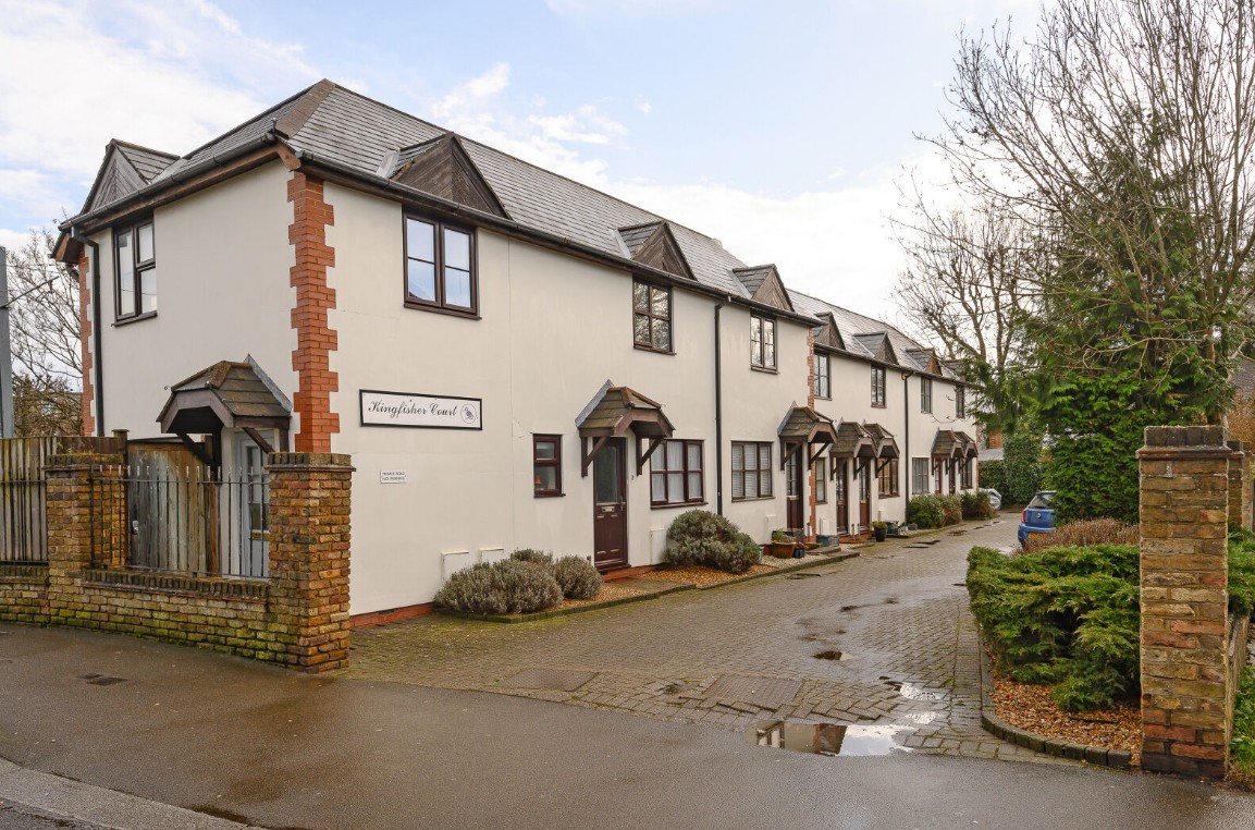 Wimbledon - 2 Bed End Terrace, Kingfisher Court, SW19 - To Rent Now for ...