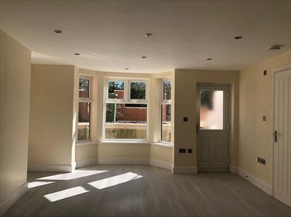 Studio Flat, Cliff Villas, WF8