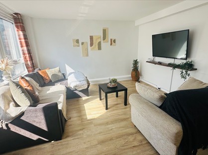 2 Bed Flat, Newbank Tower, M3