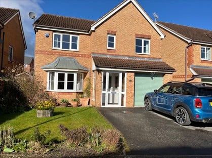 4 Bed Detached House, Balmoral Drive, LS26