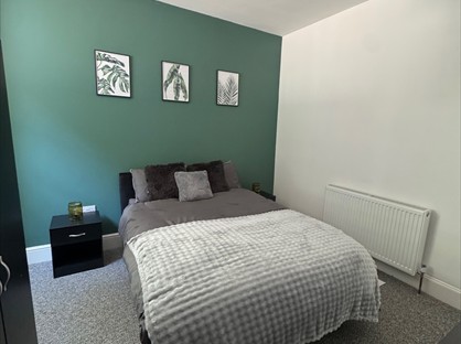 Room in a Shared House, Warren Road, TQ2