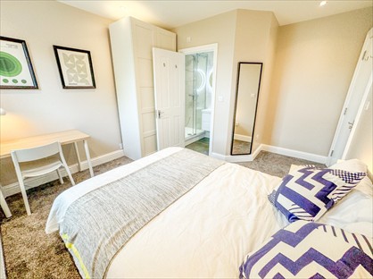 Room in a Shared House, London Road, RH1