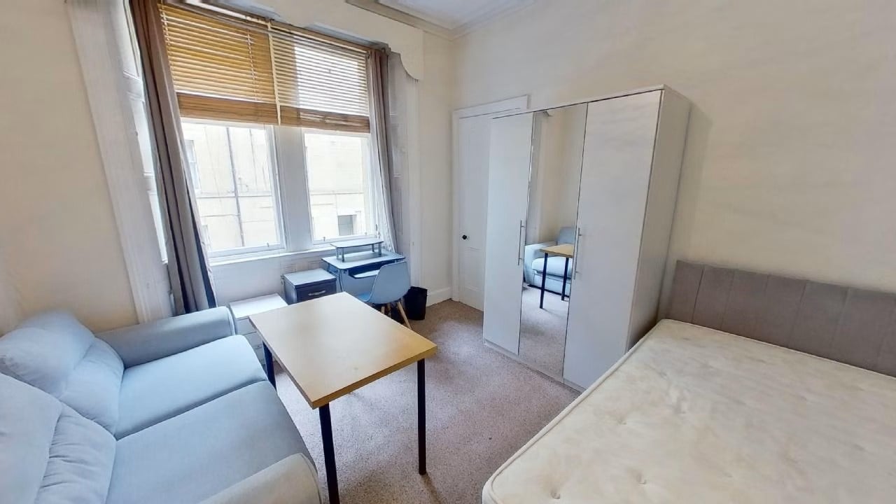 Additional image 2 of 3 Bed Flat, Buccleuch Terrace, EH8, N1 7GU