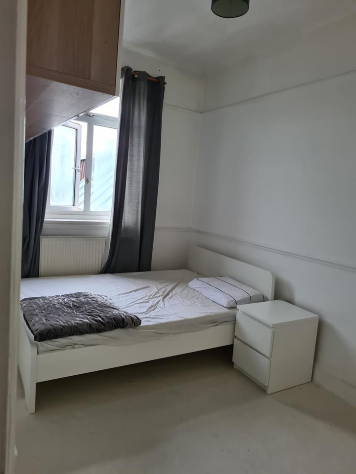 Additional image 9 of 2 Bed Flat, Brighton Terrace, SW9, N1 7GU