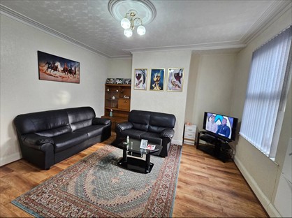 2 Bed Terraced House, Leeds, LS8