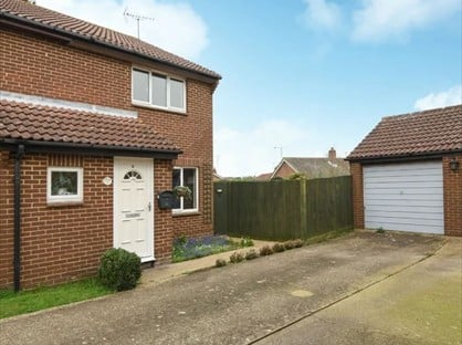 2 Bed Semi-Detached House, Wokingham, RG41