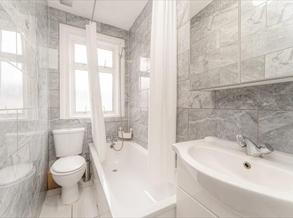 Room in a Shared House, Tintern Road, N22