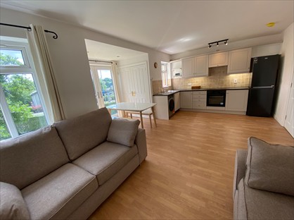 2 Bed Flat, The Manor, BT4