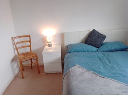 Room in a Shared House, Applegarth Avenue, GU2