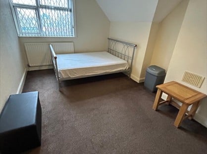 Room in a Shared House, Highfeild Road, B28